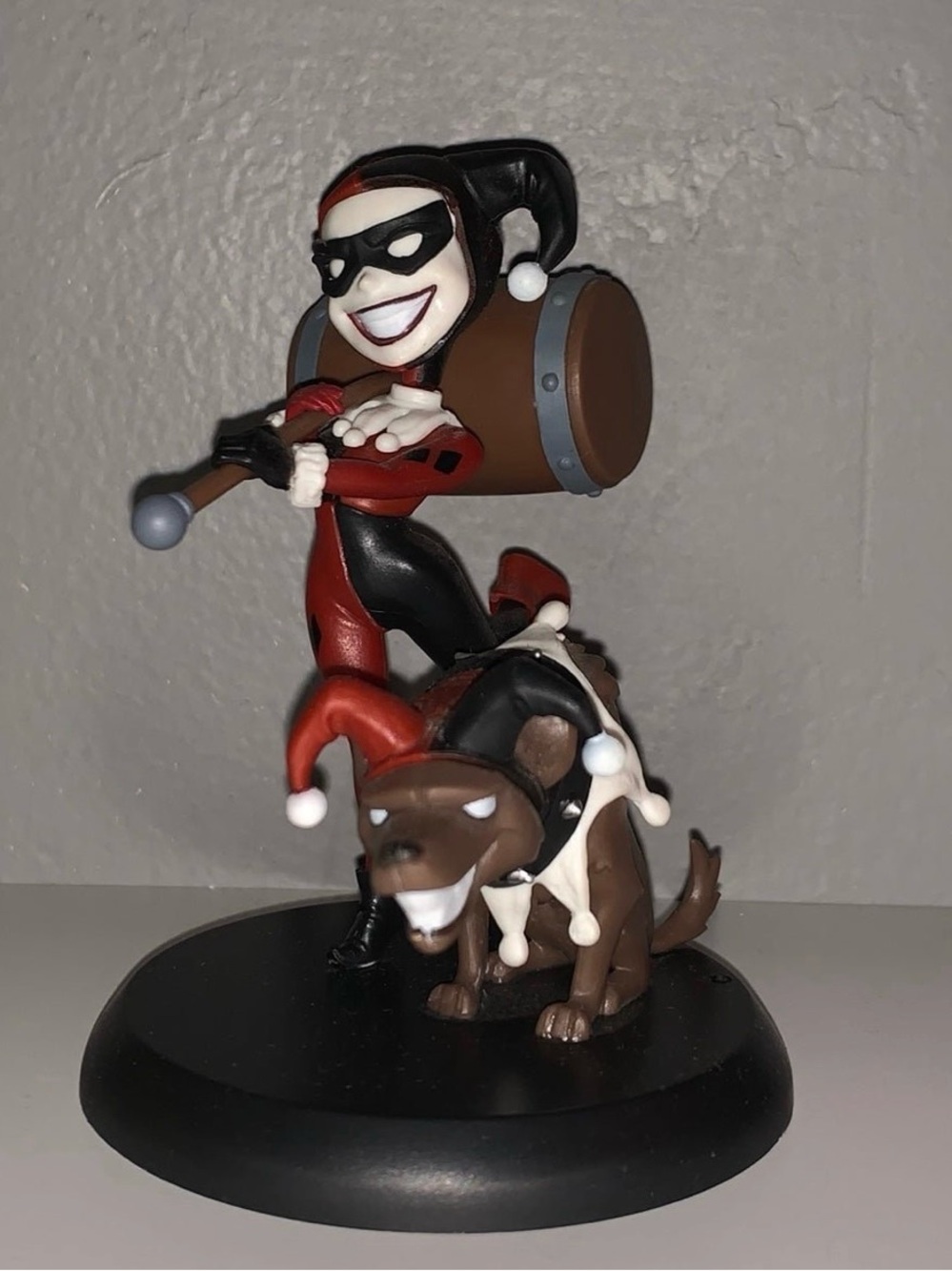 Harley Quinn Figurine with Dog Statue - Red, Black, Brown
